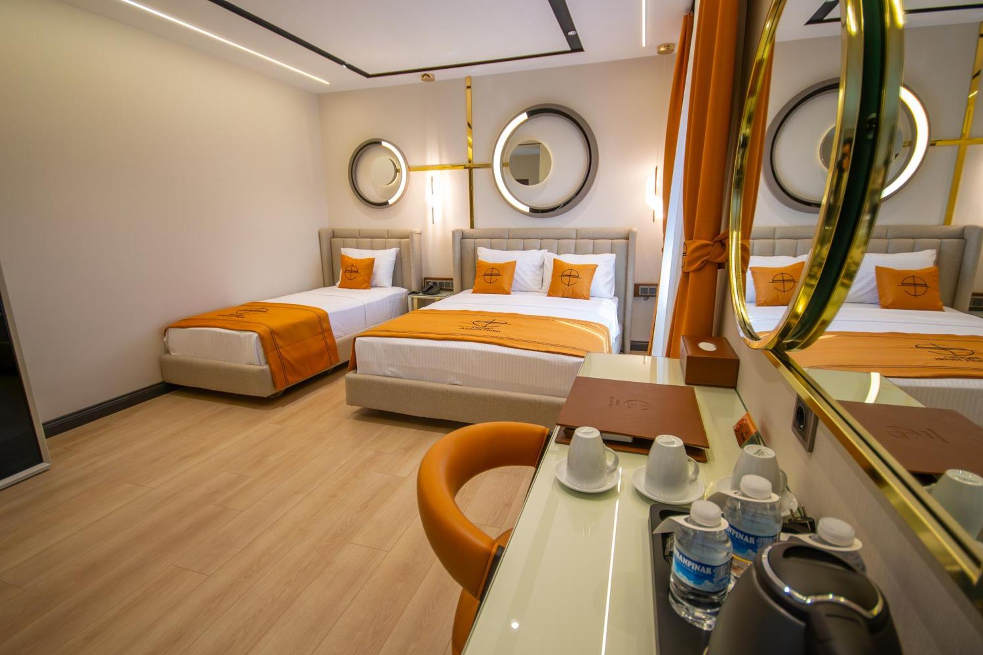 Deluxe Family Room