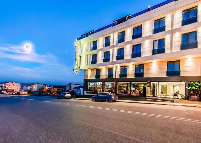 Heaven Premium Hotel Restaurant & Airport Shuttle Arnavutkoy
